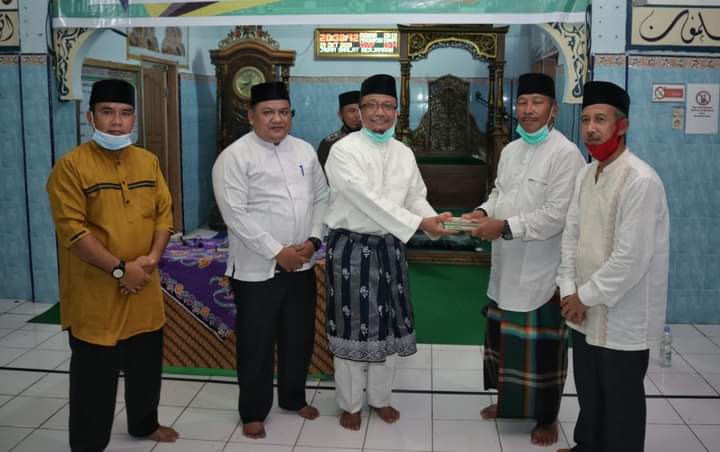 Sekdakab Siak Hadiri Peringatan Maulid Nabi Muhammad SAW di Kampung Lubuk Jering