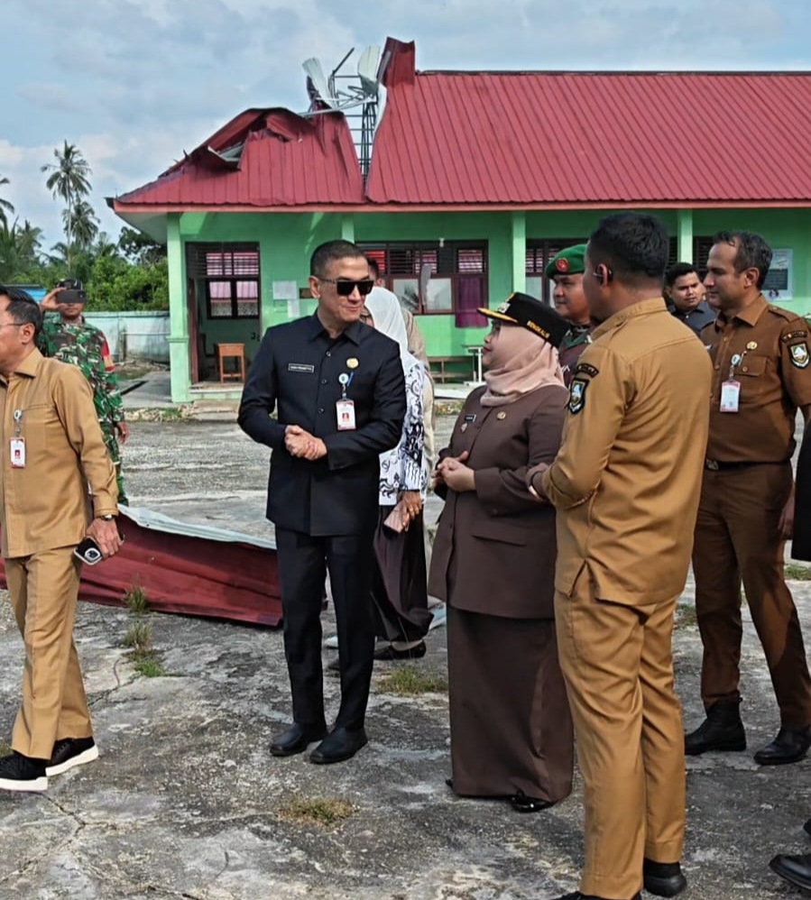 Pascaputing Beliung, Siswa SMPN 1 Bandar Laksamana Ujian di Gedung SD