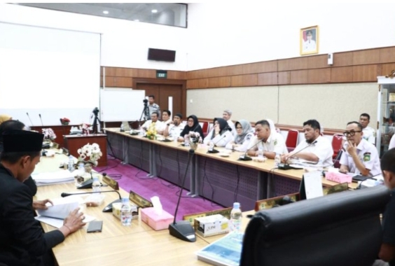 Komisi I DPRD Riau Bahas Finalisasi Renja PMD Dukcapil 2026