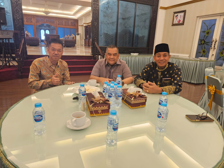 Gubri-LAM Fasilitasi 'Perdamaian' Bupati dan Wabup Rohil,  Sulaiman Tak Datang