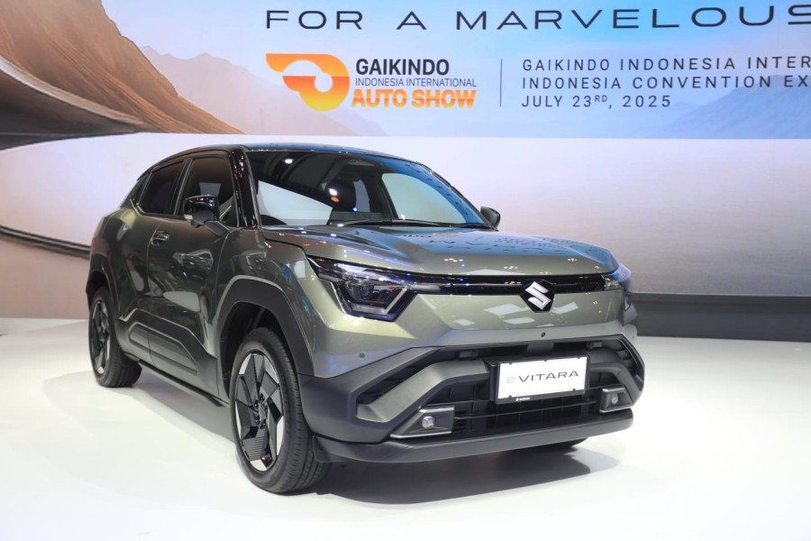 Suzuki Pamerkan Mobil Listrik eVITARA di GIIAS 2025, Siap Mengaspal 2026