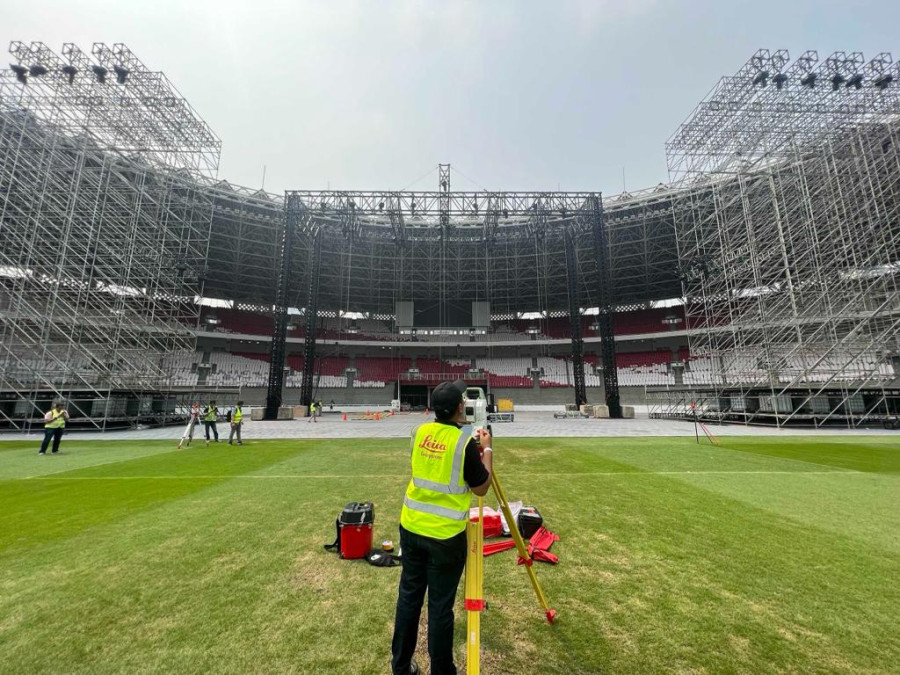 Teknologi Leica Geosystems Dukung Megahnya Konser Coldplay di Jakarta