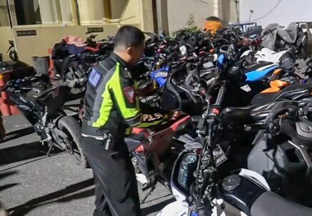 Razia Balap Liar, Satlantas Polresta Pekanbaru Amankan 47 Knalpot Brong