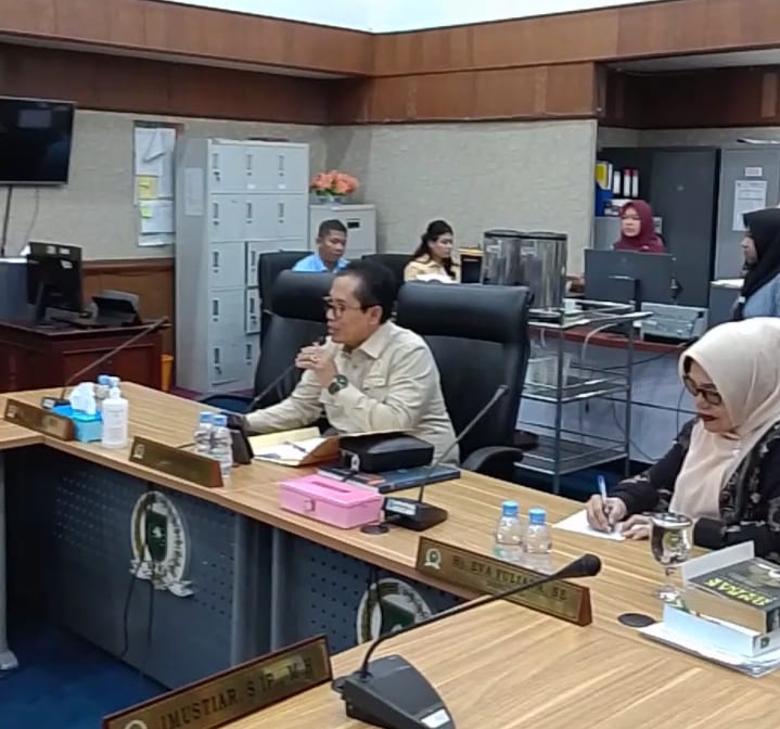 Sekolah Dilarang Berbisnis di Atas Aset Pemerintah Provinsi Riau
