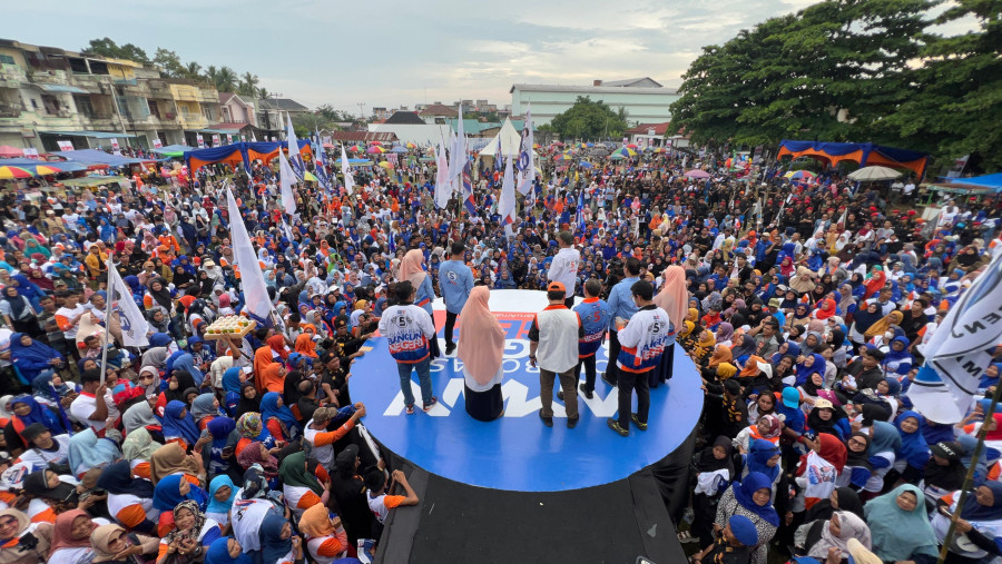 Kampanye Akbar Paslon AMAn Pecah, Para Pendukung Tak Sabar Nyoblos