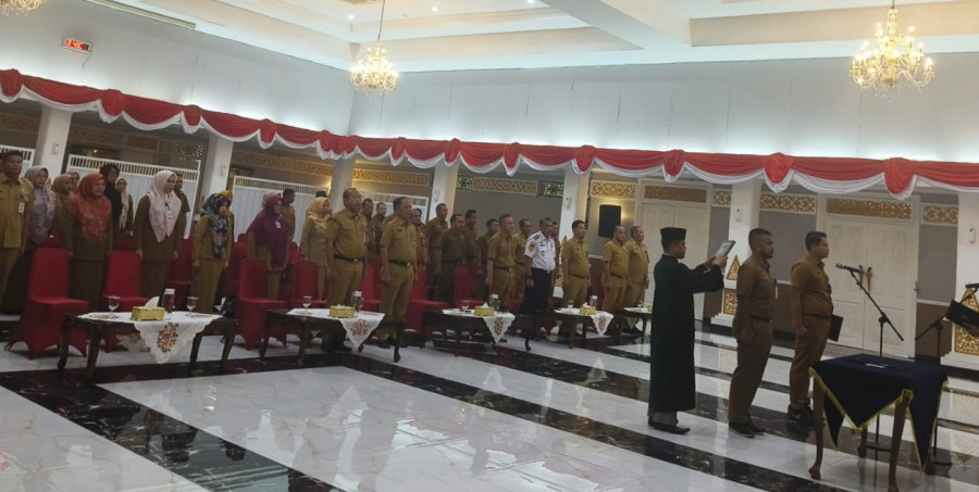 Tiga Hari Jelang AMJ, Gubri Syamsuar Mutasi Pejabat Eselon III, IV dan Kepsek