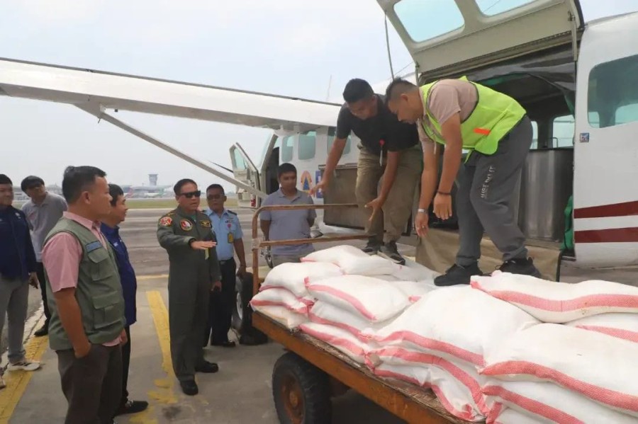 Satgas Udara Kembali Semai Garam untuk Datangkan Hujan di Riau
