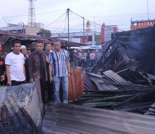 Tinjau Kebakaran Pasar Cik Puan, Pj Wako Janji Carikan Solusi bagi Pedagang
