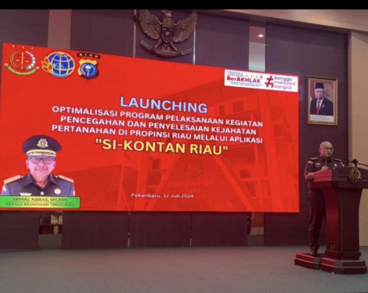 Tingkatkan Pelayanan Publik, Kajati Akmal Abbas Luncurkan Aplikasi SIKONTAN-Riau
