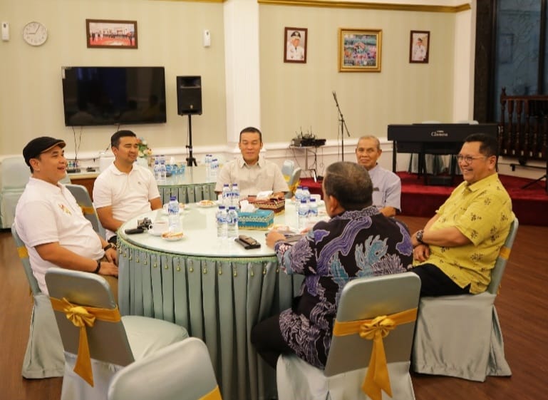 Wagubri Minta Riau Pertahankan Kembali Juara Umum Porwil Sumatera XI