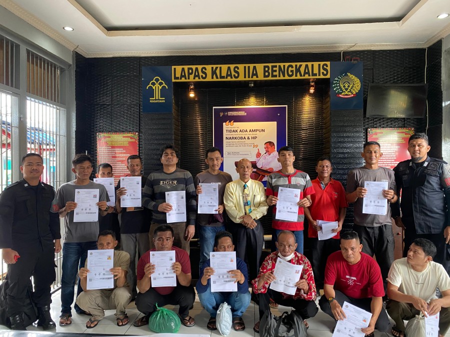 Bebas dari Jeruji, 14 Warga Binaan Lapas Bengkalis Pulang ke Masyarakat