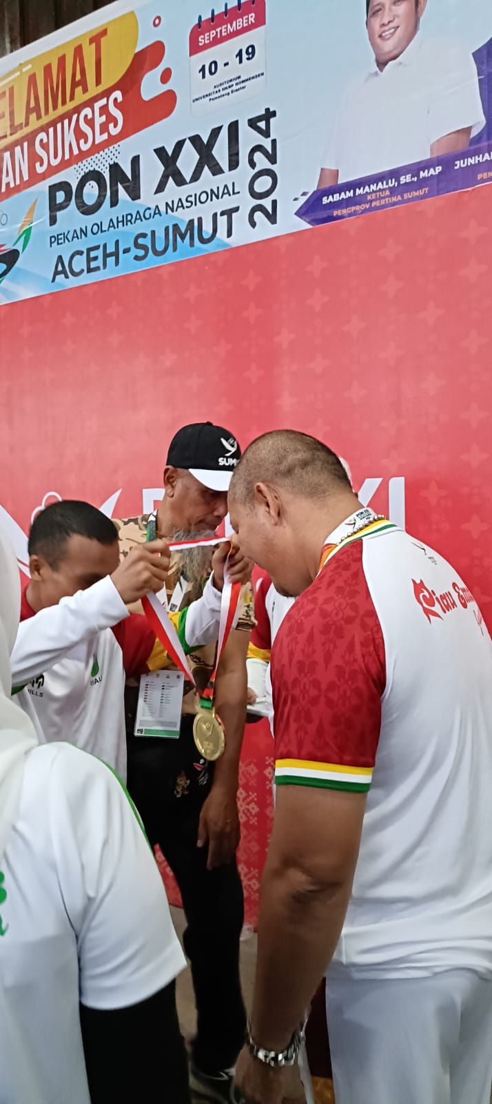 Petinju Ingatan Ilahi Tumbangkan Petinju Tuan Rumah di Kelas 51 Kg Putra