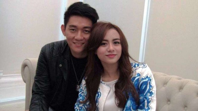 Istri Ifan Vokalis dan 3 Personel Seventeen Hilang saat Tsunami Anyer