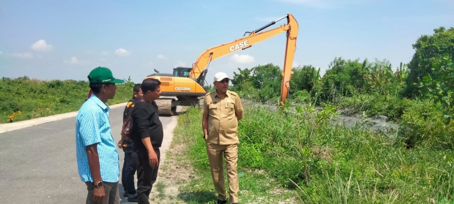 Dinas PUTR Rohil Gencarkan Normalisasi Sungai dan Parit di Bangko dan Sinaboi
