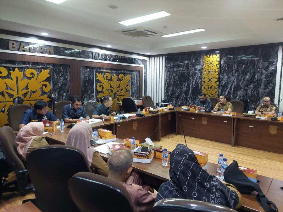4,5 Tahun Vakum, Komisi I Bahas Izin Chromatic Family Karaoke