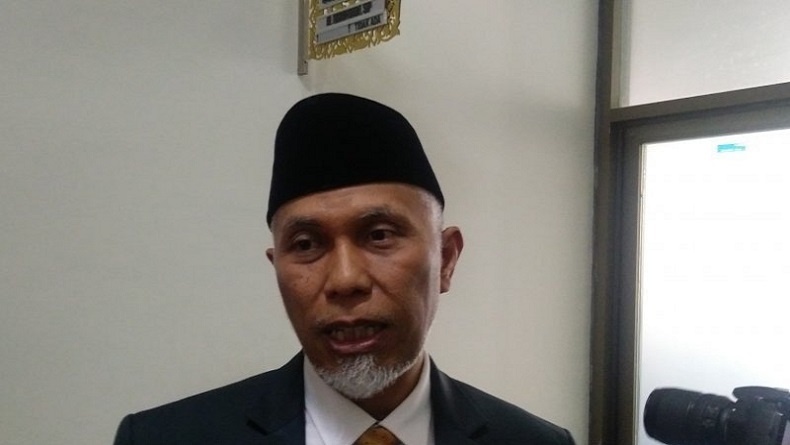 Enam Bulan Gaji Walikota Padang Disumbangkan untuk Penanganan Corona