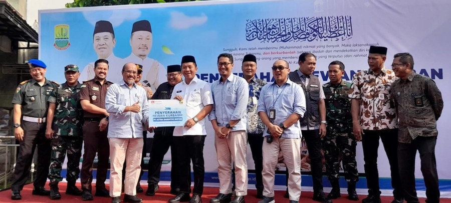 Rayakan Iduladha, Daihatsu Salurkan 76 Hewan Kurban ke Masyarakat Sekitar Pabrik