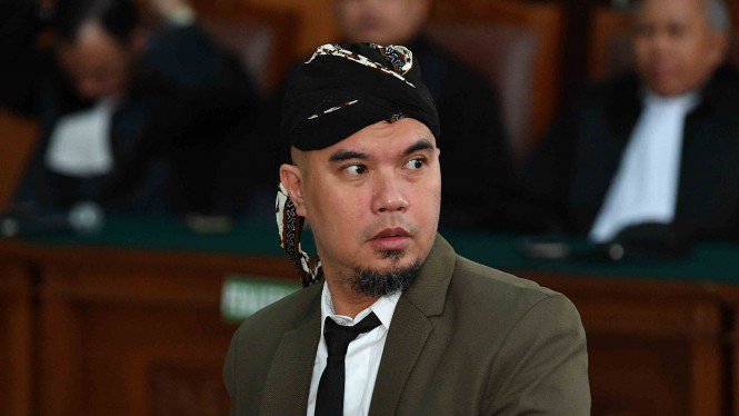 Tuntutan Terhadap Ahmad Dhani 2 Tahun Penjara