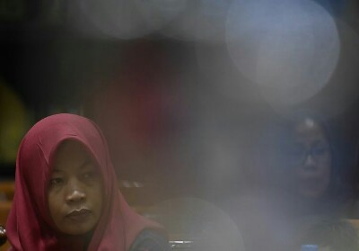 Baiq Nuril Tak Kuasa Tahan Air Mata saat Komisi III DPR RI Setujui Amnestinya