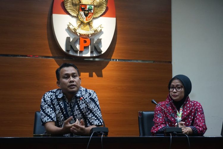4 Saksi Kasus Suap Proyek Jalan Diperiksa KPK di Kantor Polda Riau