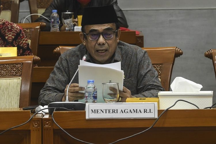 Positif Corona, Menag Fachrul Razi Isolasi Mandiri
