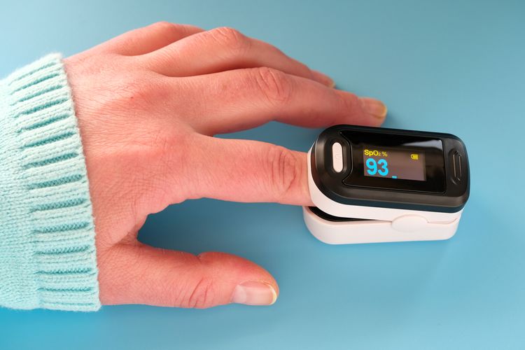 Pedoman Baru WHO, Isolasi Mandiri COVID-19 Kini Wajib Punya Oximeter