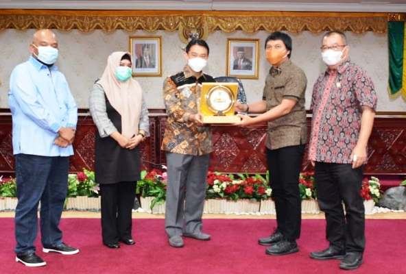 Pimppinan DPRD Riau Hardianto Terima Kunker Banggar DPRD Sumut