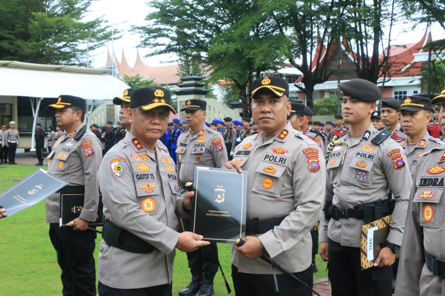Kapolda Sumbar Apresiasi Jajaran Aktif Dukung Gerakan Subuh Berjemaah
