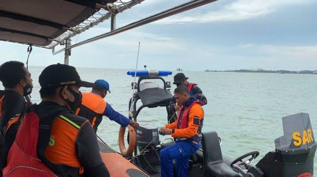 Nelayan Hilang, Kapal Terombang Ambing di Perairan Pulau Rangsang