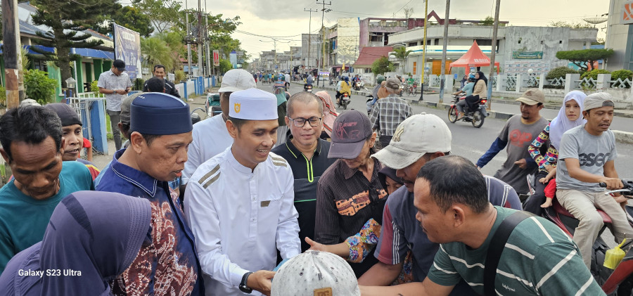 Jalin Silaturahmi dengan Pengurus Pusat, SMSI Inhil Berbagi Takjil dan Bukber