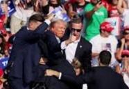 Mantan Presiden AS Donald Trump Ditembak Saat Kampanye
