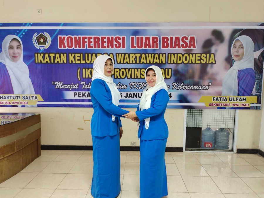 Fatia Ulfa Ditetapkan Jadi Ketua IKWI Riau Periode 2024-2029