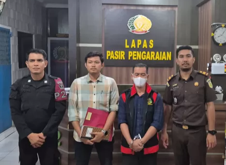 Kasus Pupuk Subsidi, Kejari Rohul Tahan Direktur CV Berkah Makmur