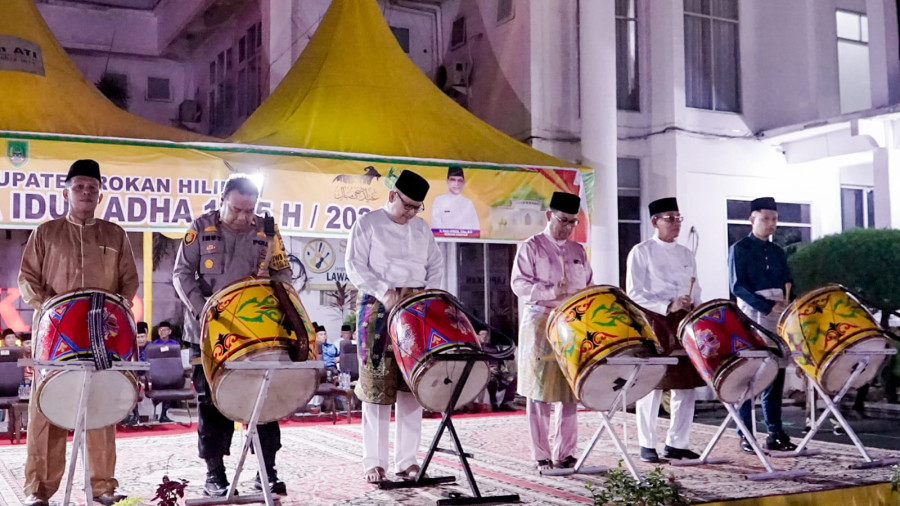 Bupati Rohil Lepas 54 Pawai Takbir Idul Adha  1445 Hijriah
