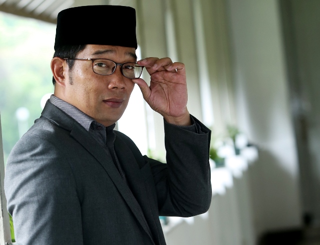 Pose Satu Jari, Ridwan Kamil dan 11 Kepala Daerah Dilaporkan ke Bawaslu