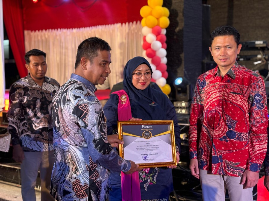 SKK Migas dan KKKS Hulu Migas Raih Penghargaan CSR dari Bupati Kampar