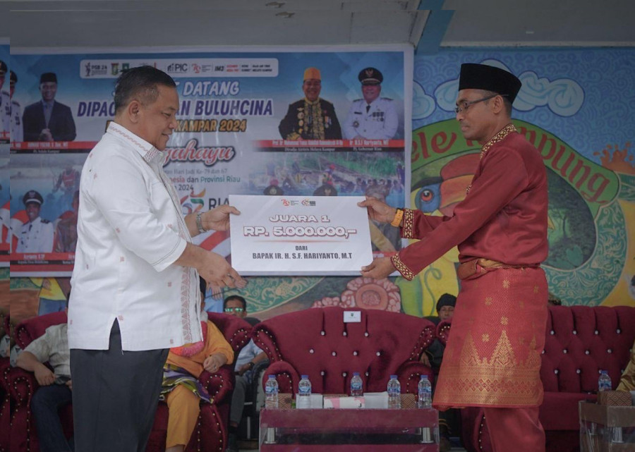 Sekdaprov Riau Apresiasi Potensi Wisata Lokal Pacu Sampan Desa Buluh Cina