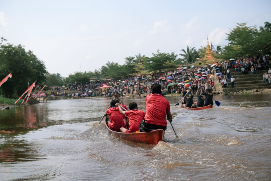 Meriahkan HUT RI ke-81, Ribuan Masyarakat Antusias Hadiri Festival Pacu Sampan Tepian Batang Mandau