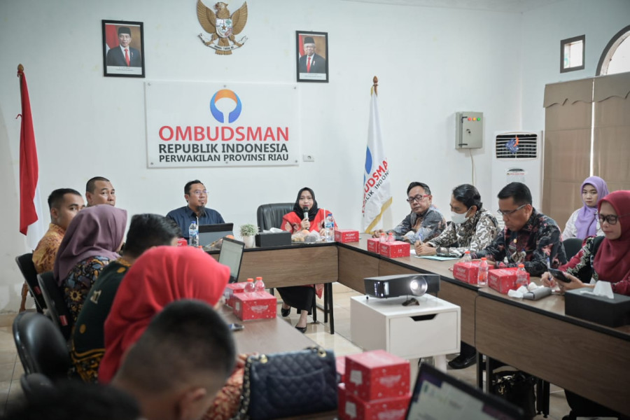 Minta Tunjuk Ajar dan Masukan, Bupati Kasmarni Kunjungi Ombudsman Perwakilan Riau