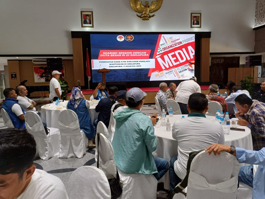 Di Singapura, Peserta Sosialisasi KEJ PWI Riau Dapat Banyak Ilmu dari Duta Besar