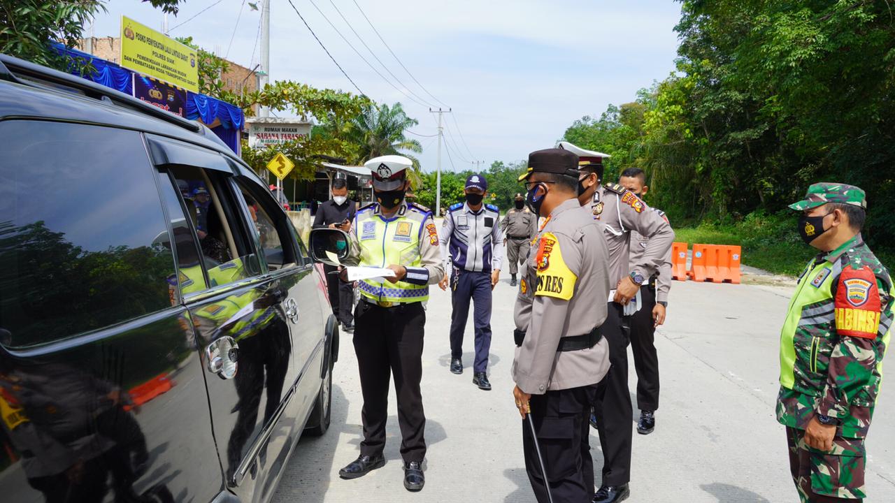 Sejumlah 34 Kendaraan Diputar Balik di Pos Penyekatan Siak