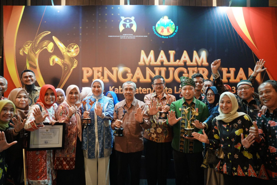Gubri Syamsuar Terima Anugerah Provinsi Layak Anak dari Kemen PPPA