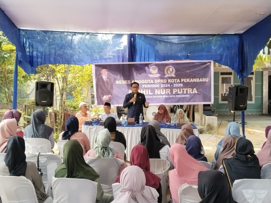 Turun Reses, Warga Labuh Baru Timur Curhat Soal Banjir ke Aidhil Nur Putra