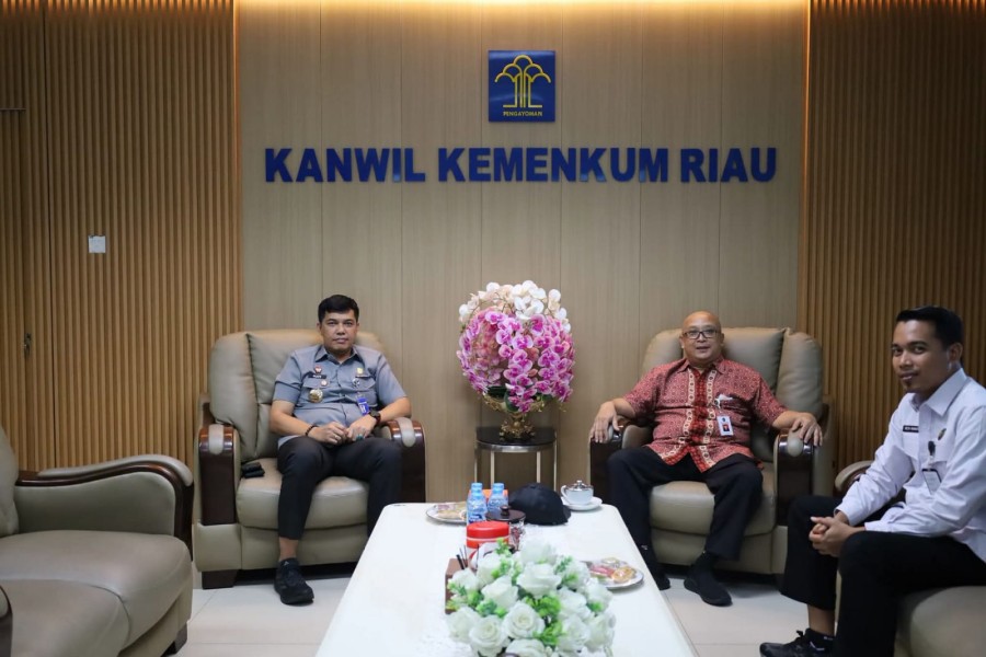 Audiensi Kemenko Kumham di Riau Bahas Strategi Penguatan Penyuluh Hukum
