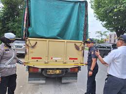 Razia Besar di Pekanbaru, Puluhan Kendaraan Ditilang, Truk ODOL Tak Luput dari Sanksi
