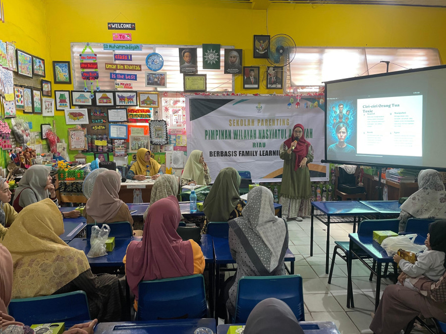 PW Nasyiatul Aisyiyah Riau Gelar Sekolah Parenting Berbasis FLC