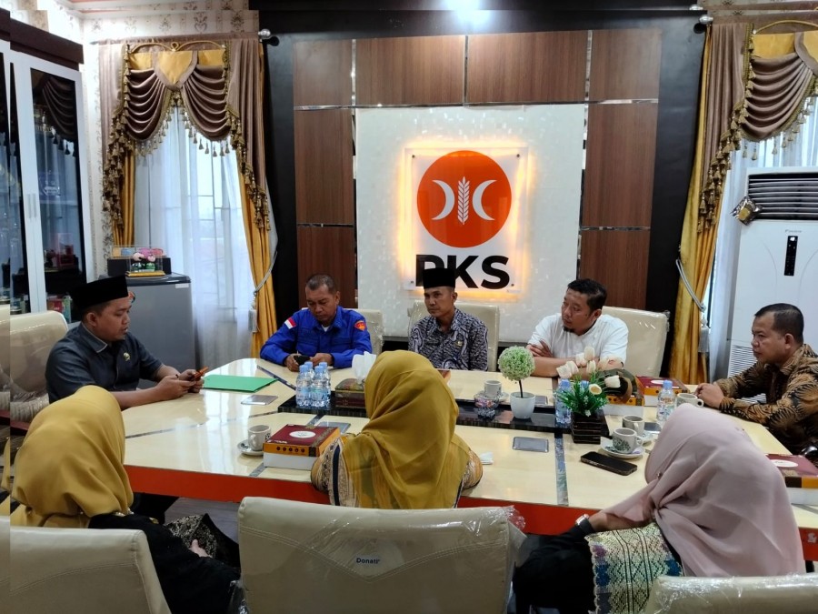 Ketua DPRD Pekanbaru Terima Kunjungan Pengurus LAMR Pekanbaru