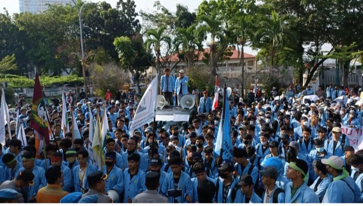 Mahasiswa Unri Unjuk Rasa, Sorot Kepemimpinan Syamsuar-Edy Natar