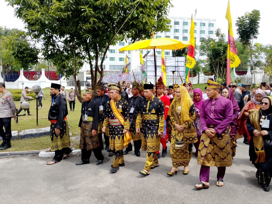 Kapolri Jenderal Polisi Listyo Sigit Prabowo Terima Gelar Ingatan Budi dari LAM Riau