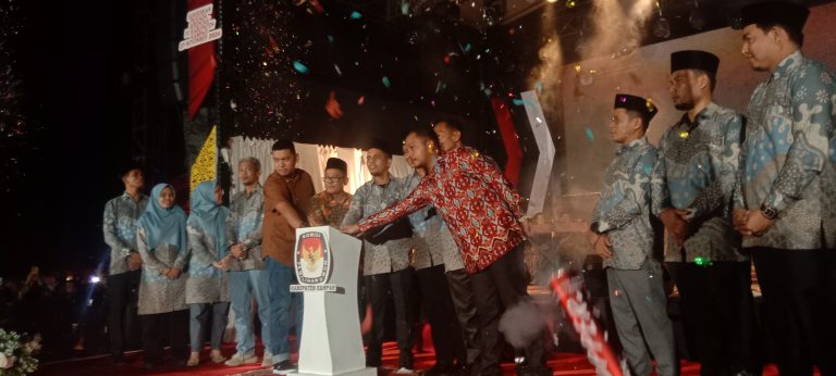 KPU Kampar Luncurkan Tahapan Pilkada Serentak 2024